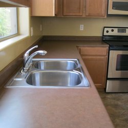 This could be my kitchen's clean twin.