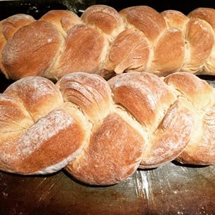 From the King Arthur website. I hope mine look this good!