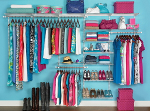A super tidy closet. Disclaimer: not mine!